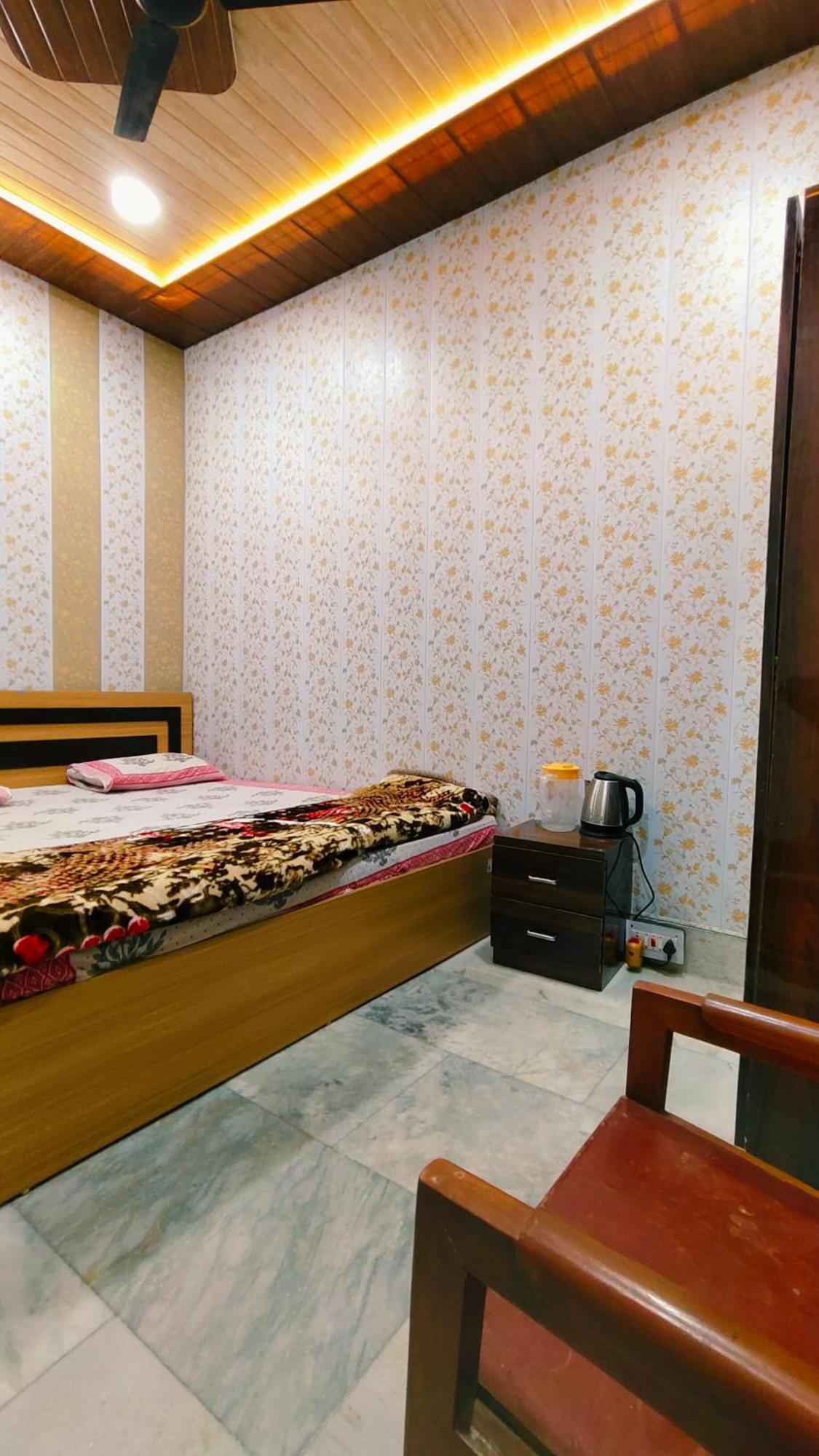 Hotel Raju Homestay Ayodhya 150 Meters From Shree Ram Janmbhoomi Temple 200 Meters From Ayodhya Dham Railway Station Exterior foto